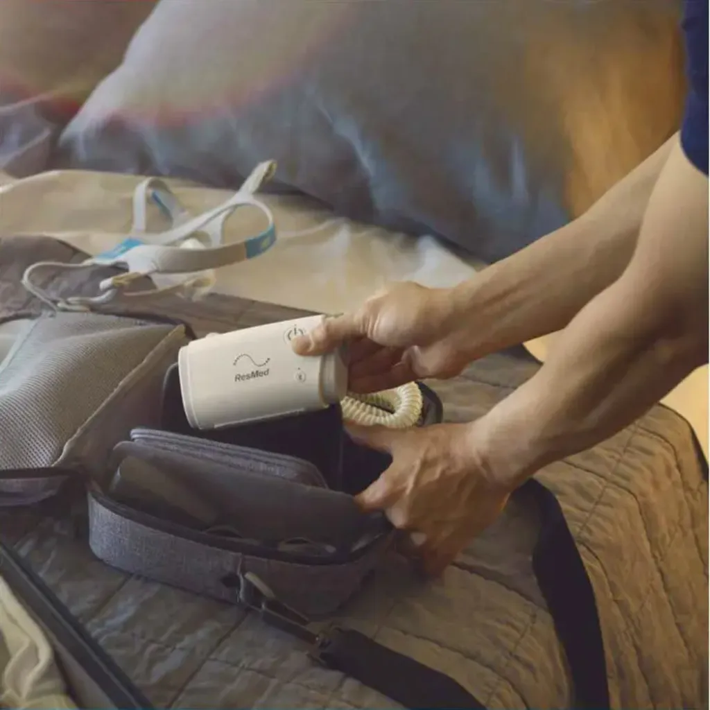 Портативний апарат для лікування апное сну CPAP ResMed AirMini