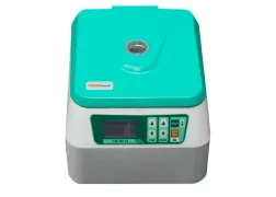 Центрифуга лабораторная CM-3M.01 MICROmed для пробирок 50 мл Центрифуга лабораторная CM-3M.01 MICROmed для пробирок 50 мл