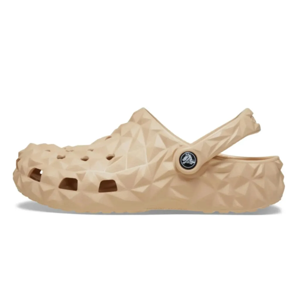 Женские кроксы Crocs Geometric Latte, латте Женские кроксы Crocs Geometric Latte, латте