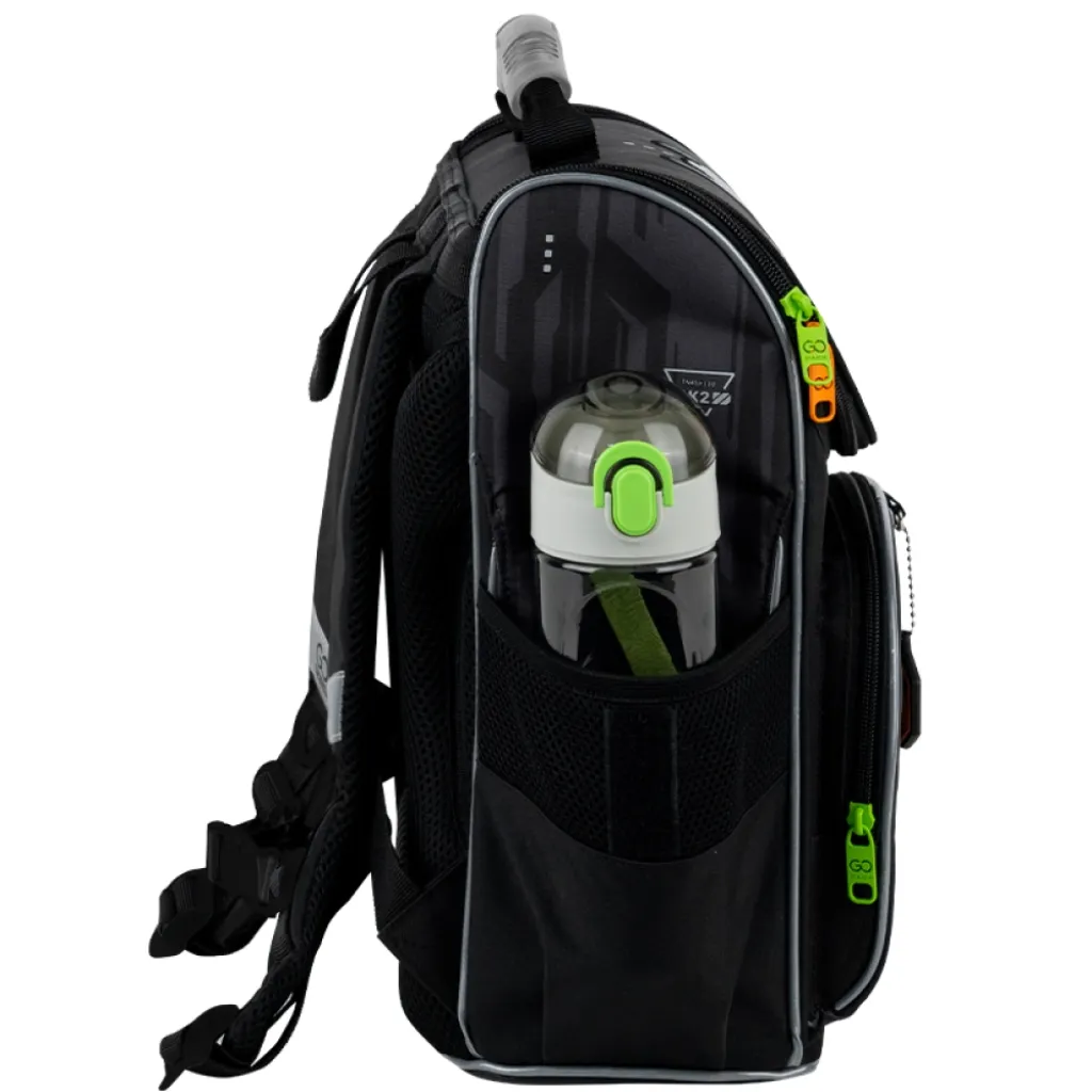 Ортопедический рюкзак каркасный GoPack Education Racing 5001S-8, черный Ортопедический рюкзак каркасный GoPack Education Racing 5001S-8, черный