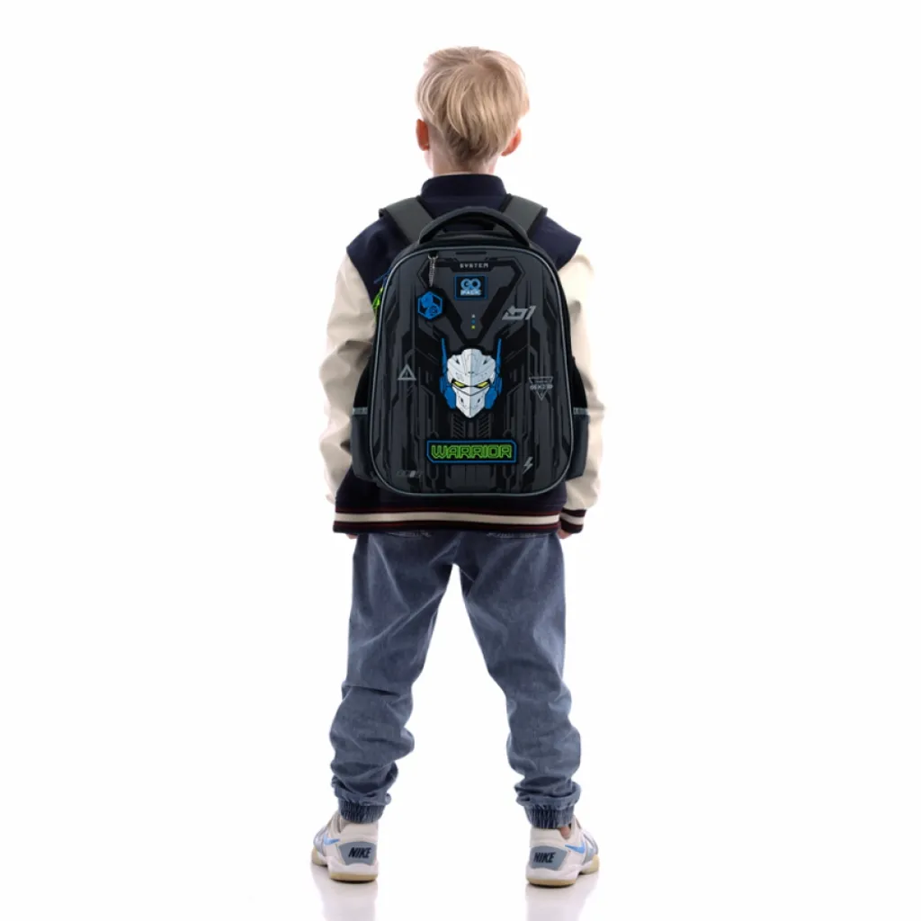Ортопедический рюкзак полукаркасный GoPack Education Warrior 165M, серый Ортопедический рюкзак полукаркасный GoPack Education Warrior 165M, серый