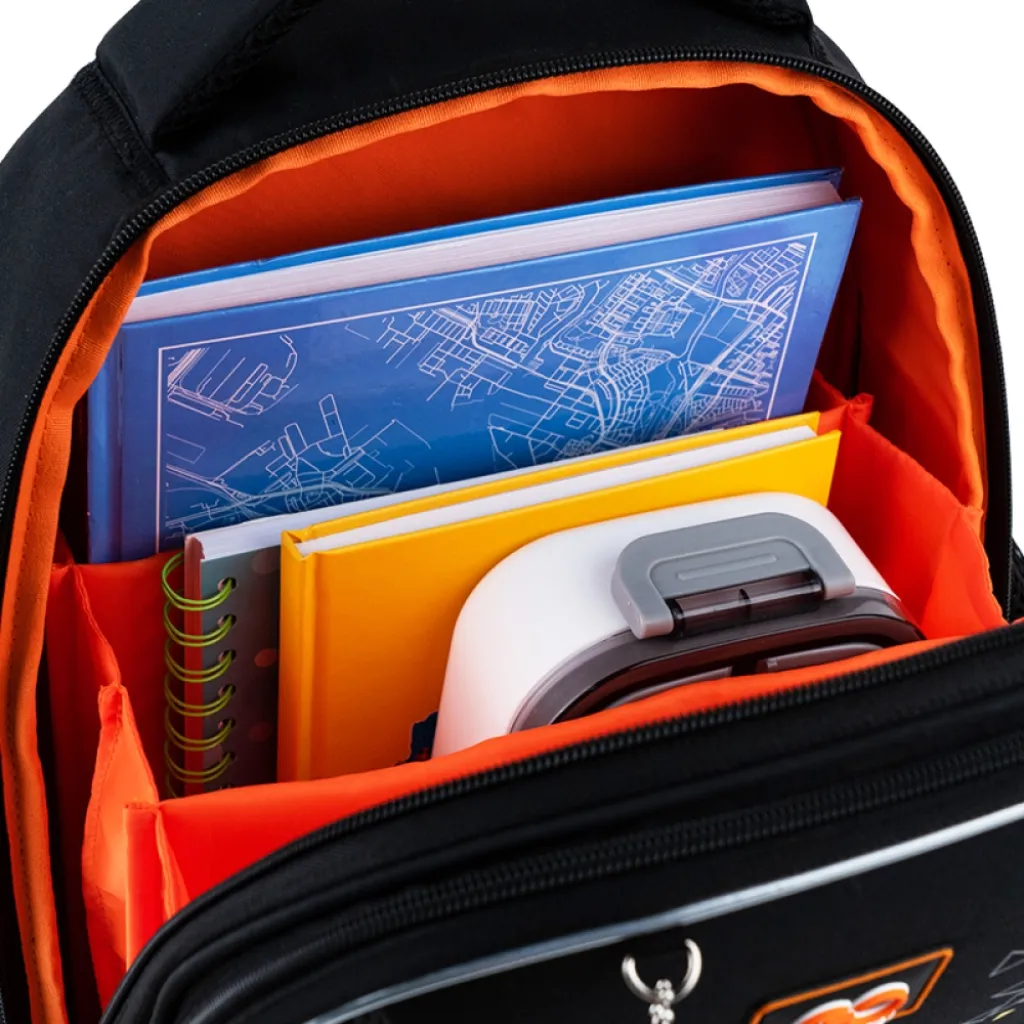 Ортопедический рюкзак полукаркасный GoPack Education It's a Goal Time 165S, черный Ортопедический рюкзак полукаркасный GoPack Education It's a Goal Time 165S, черный