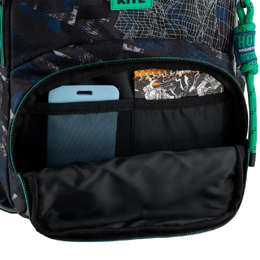 Ортопедичний рюкзак шкільний Kite Education Beast Mode K25-773M-3, чорно-синій Ортопедичний рюкзак шкільний Kite Education Beast Mode K25-773M-3, чорно-синій