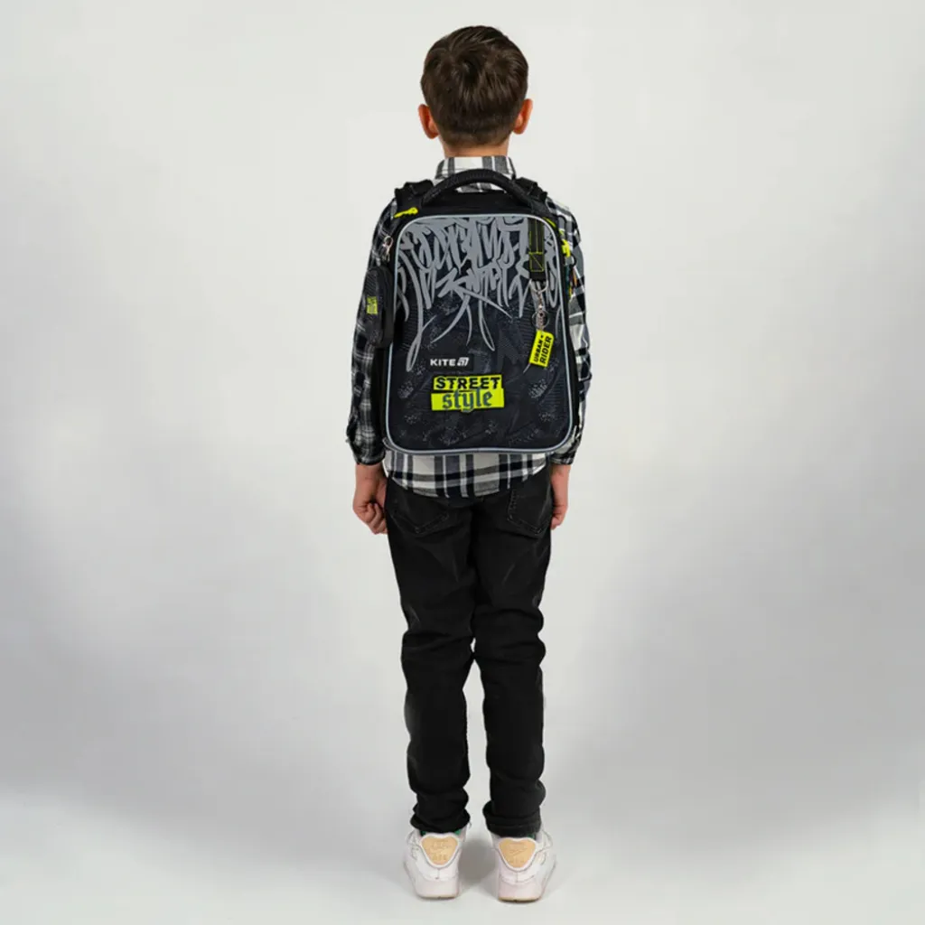 Ортопедичний рюкзак Kite Education Street Style K25-531M-4, чорний Ортопедичний рюкзак Kite Education Street Style K25-531M-4, чорний