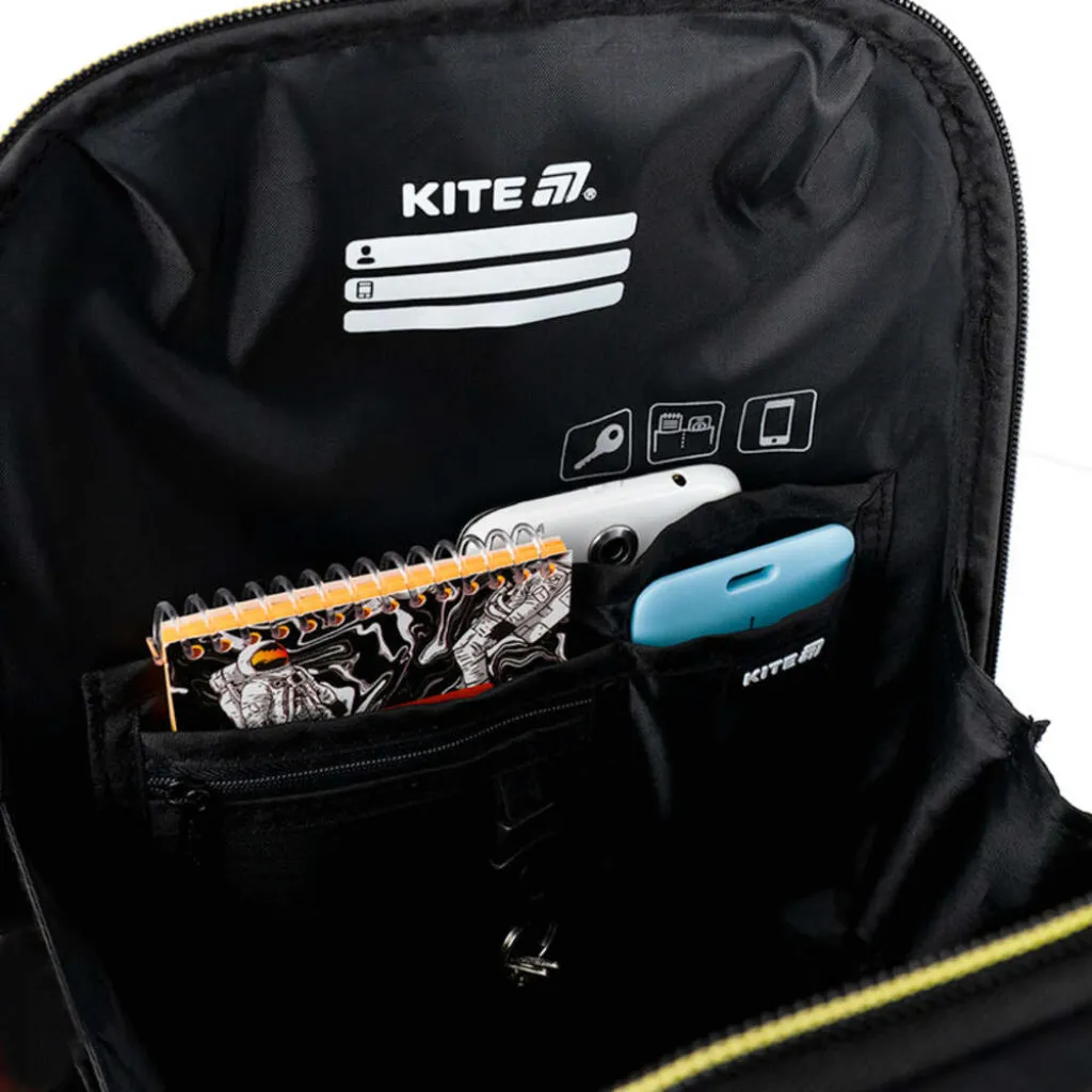 Ортопедичний рюкзак Kite Education DC Batman DC25-555S, чорний Ортопедичний рюкзак Kite Education DC Batman DC25-555S, чорний