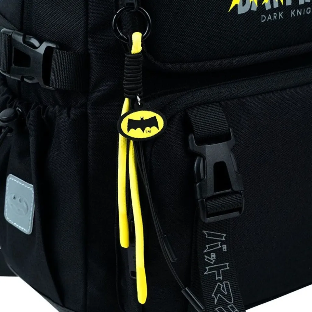 Ортопедический рюкзак Kite Education DC Comics DC26-1022M, черный Ортопедический рюкзак Kite Education DC Comics DC26-1022M, черный