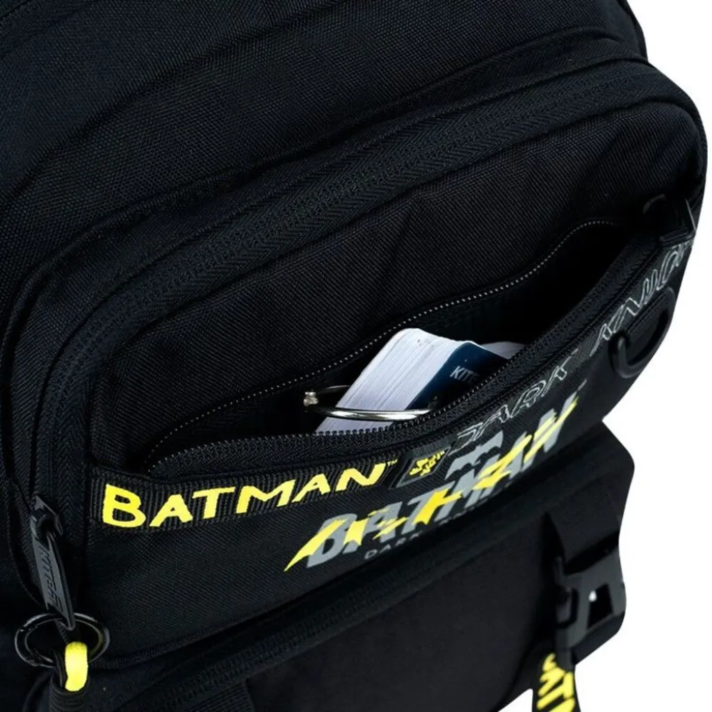 Ортопедический рюкзак Kite Education DC Comics DC26-1022M, черный Ортопедический рюкзак Kite Education DC Comics DC26-1022M, черный