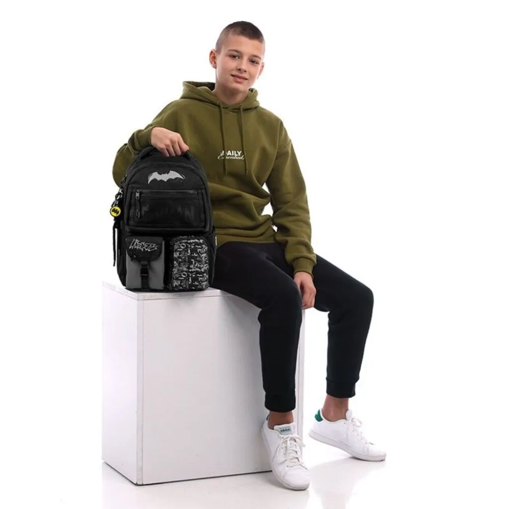 Ортопедический рюкзак Kite Education Teens DC Comics DC26-2587M, черный Ортопедический рюкзак Kite Education Teens DC Comics DC26-2587M, черный