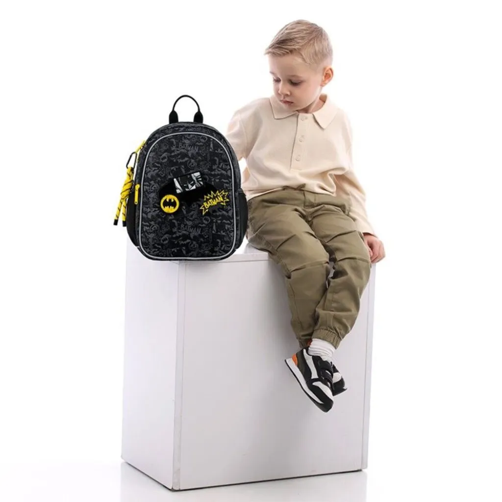 Дитячий рюкзак для хлопчиків Kite Kids DC Comics DC26-2735XS, чорний Дитячий рюкзак для хлопчиків Kite Kids DC Comics DC26-2735XS, чорний