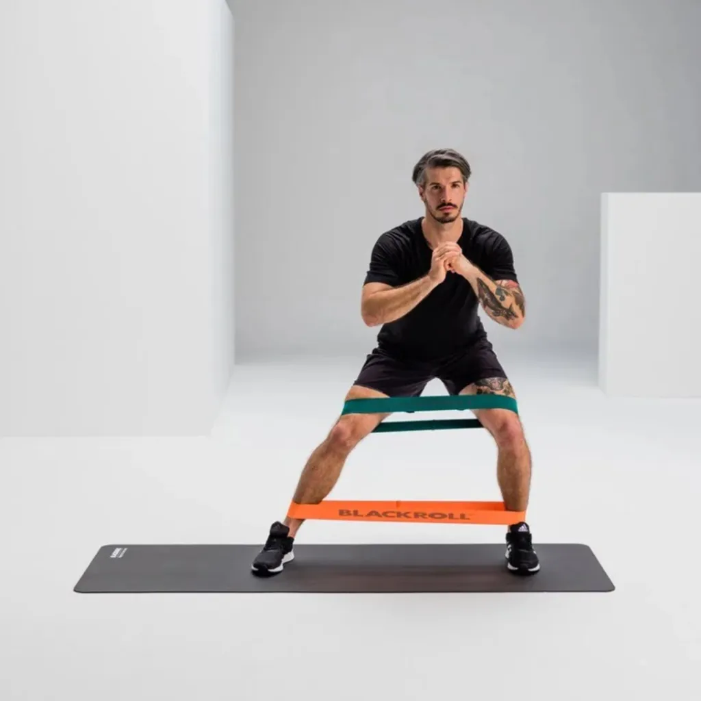 Масажний набір Blackroll Knee Box, чорний/зелений/помаранчевий Масажний набір Blackroll Knee Box, чорний/зелений/помаранчевий