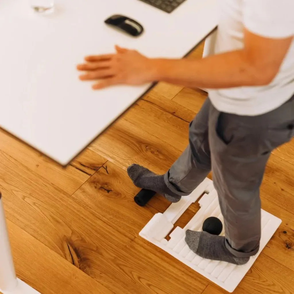 Тренувальна платформа Blackroll Smoove Board, чорний Тренувальна платформа Blackroll Smoove Board, чорний