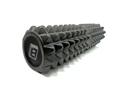 Масажний ролик EasyFit Solid Grid Roller 45 см v.2.2s EF-2053-BK, чорний Масажний ролик EasyFit Solid Grid Roller 45 см v.2.2s EF-2053-BK, чорний