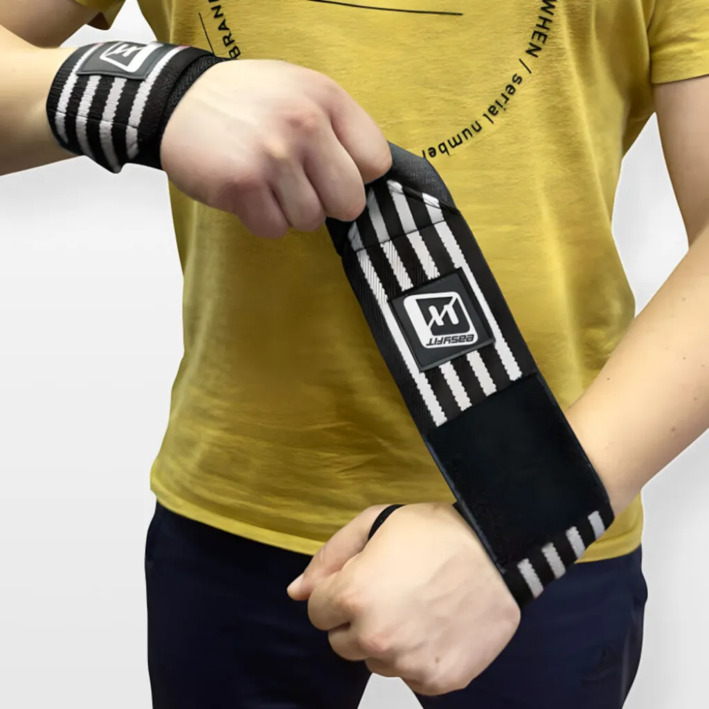 Кистевые бинты EasyFit 50х8 см фиксатор на запястье, черно-белый Кистевые бинты EasyFit 50х8 см фиксатор на запястье, черно-белый
