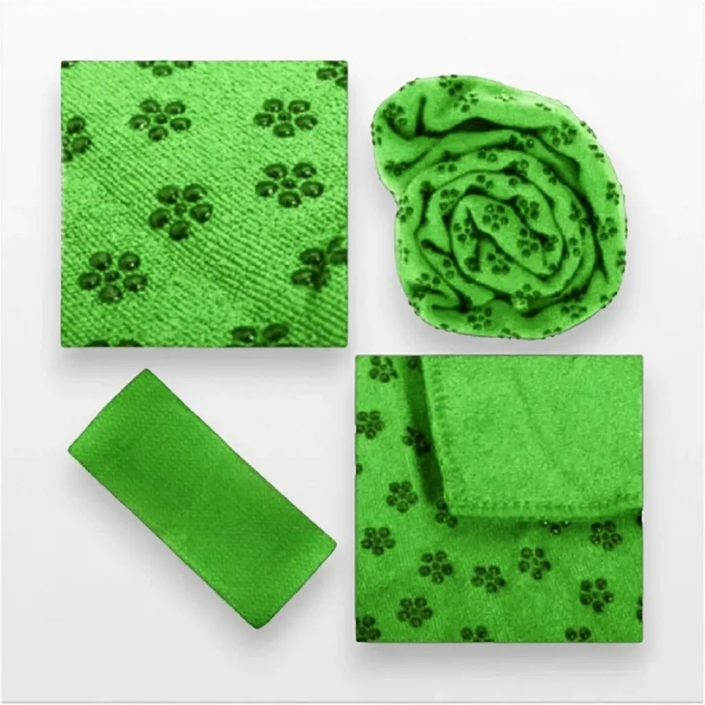 Полотенце для йоги EasyFit Yoga Mat Towel из микрофибры, зеленый