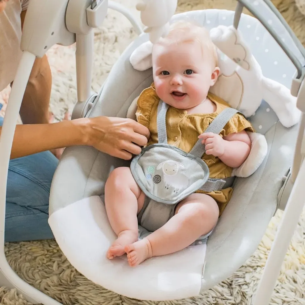 Кресло-качалка Ingenuity «Comfort 2 Go - Cuddle Lamb» Chicco