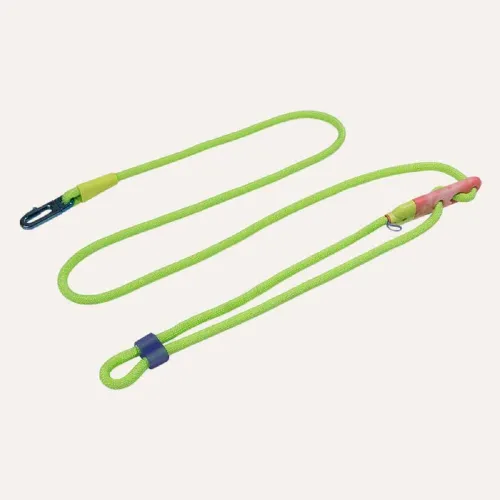Флуоресцентный поводок для собак Zee.Dog - Glo Hands-Free - Фото№1