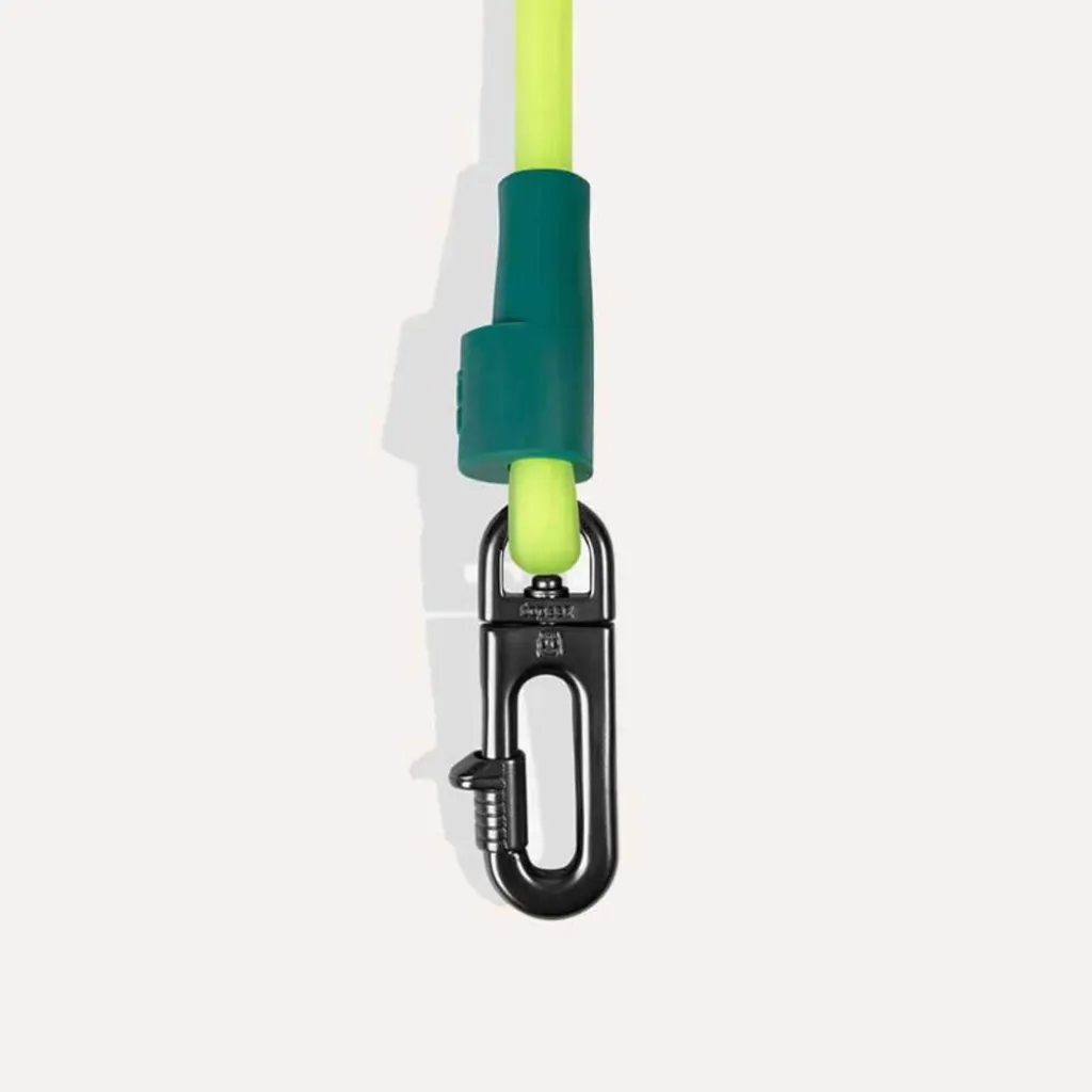 Поводок для собак Zee.Dog Fluo Neopro Handsfree Leash, 120-240 см