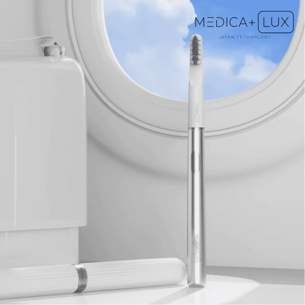Отбеливающая звуковая зубная щетка Medica+Lux 10Х Portable, серебряный Отбеливающая звуковая зубная щетка Medica+Lux 10Х Portable, серебряный
