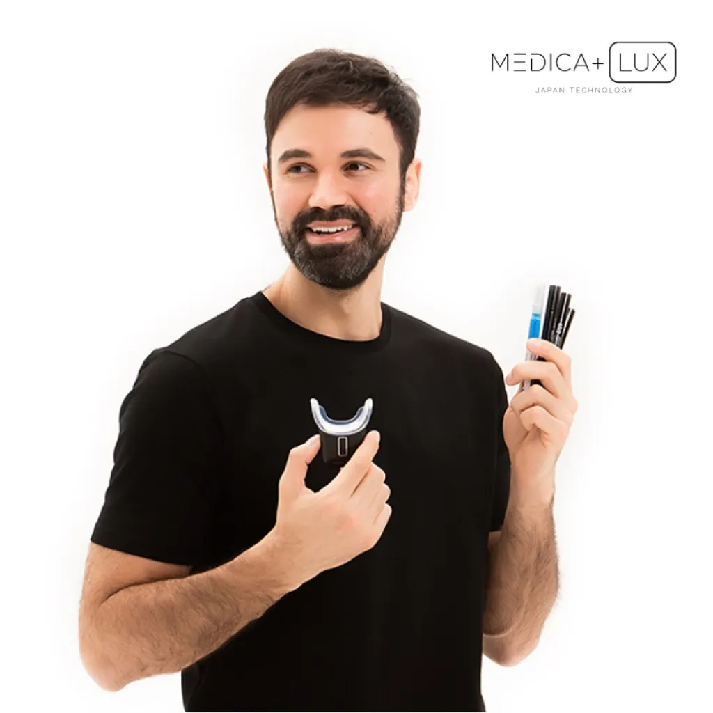 Відбілююча капа для зубів Medica+ White Pearl 10X, чорний Відбілююча капа для зубів Medica+ White Pearl 10X, чорний