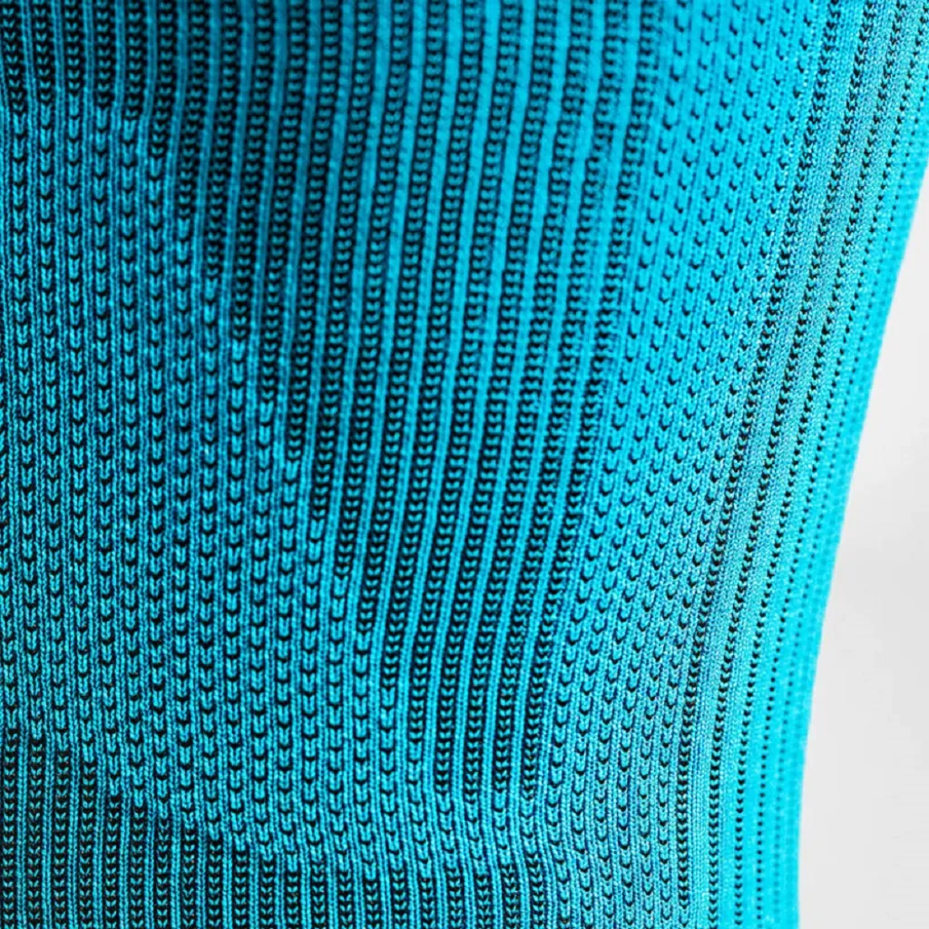 Бандаж Bauerfeind Sports Compression Sleeves Upper Leg для тазостегнового суглоба