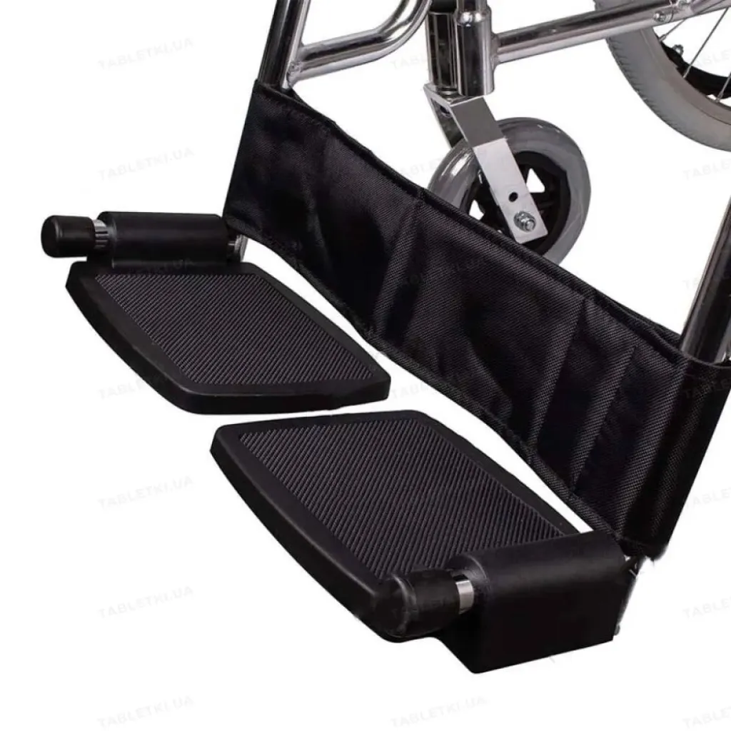 Крісло колісне із гальмами для асистента Ridni Drive KJT-116
