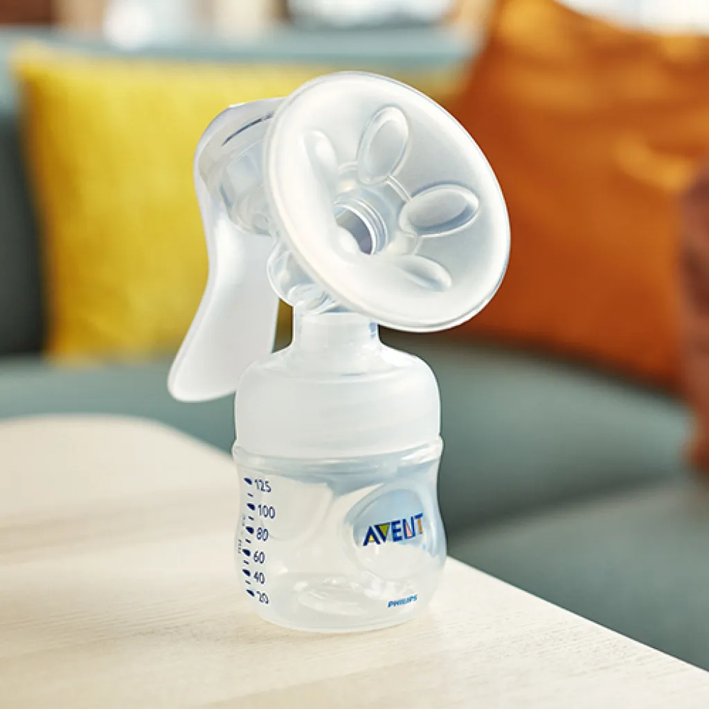 Молоковідсмоктувач механічний Philips Avent SCF330 / 20 Молоковідсмоктувач механічний Philips Avent SCF330 / 20