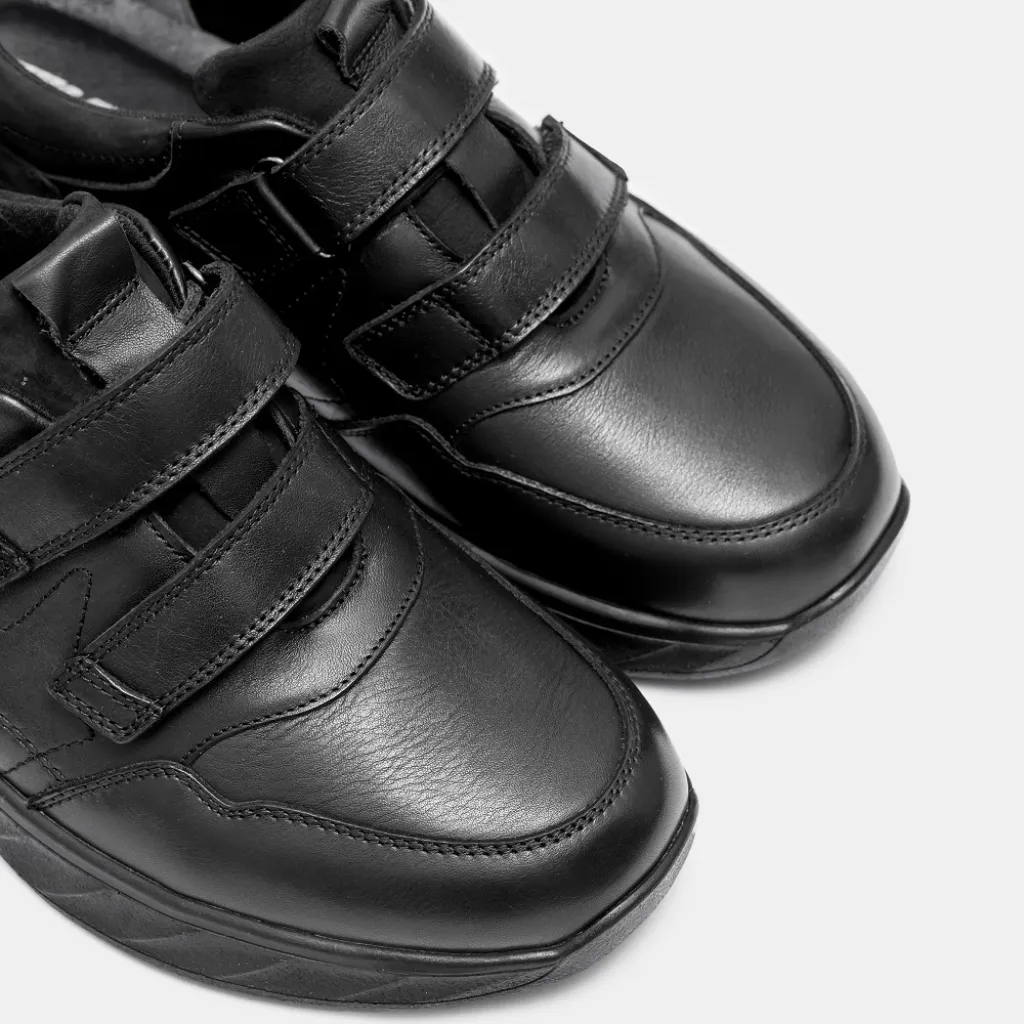 Анатомические мужские кроссовки Forelli Kayron 49905, черный Анатомические мужские кроссовки Forelli Kayron 49905, черный