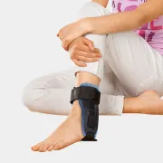 Ортез для голеностопа Medi M.step с пенно-гелевыми вкладышами, детский