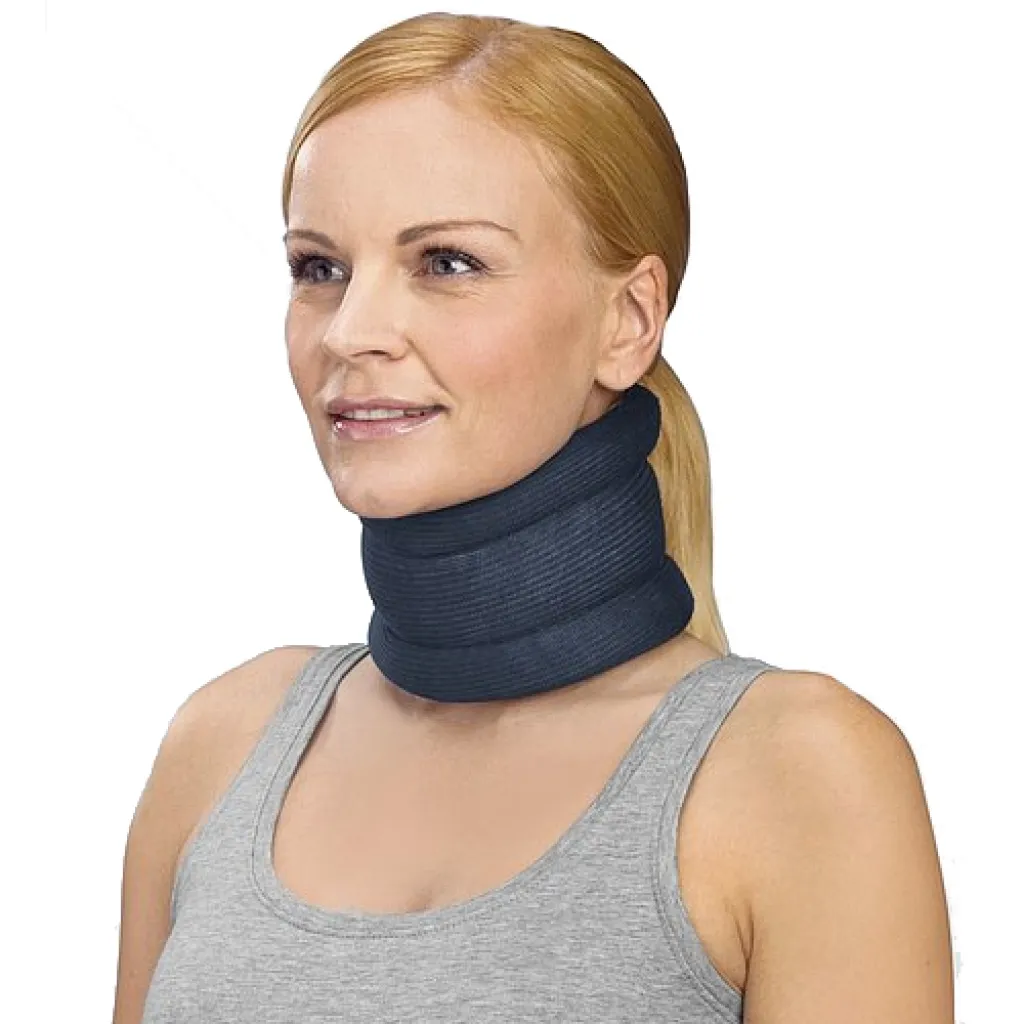 Ортез шийний армований Medi Protect.Collar Soft With Bar (70 мм; 90 мм; 110 мм) Ортез шийний армований Medi Protect.Collar Soft With Bar (70 мм; 90 мм; 110 мм)