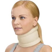 Ортез шийний армований Medi Protect.Collar Soft With Bar (70 мм; 90 мм; 110 мм)