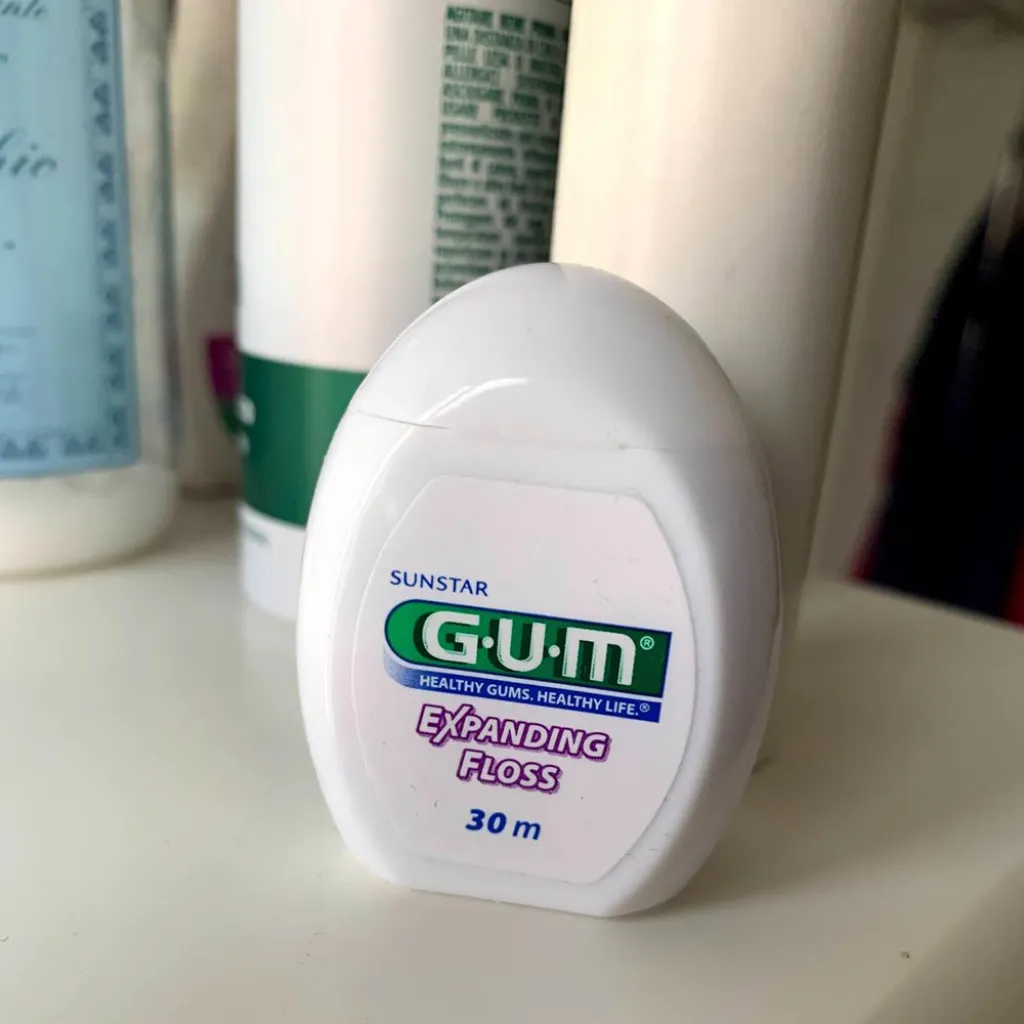 Зубная нить GUM Expanding Floss, с эффектом расширения, 30м