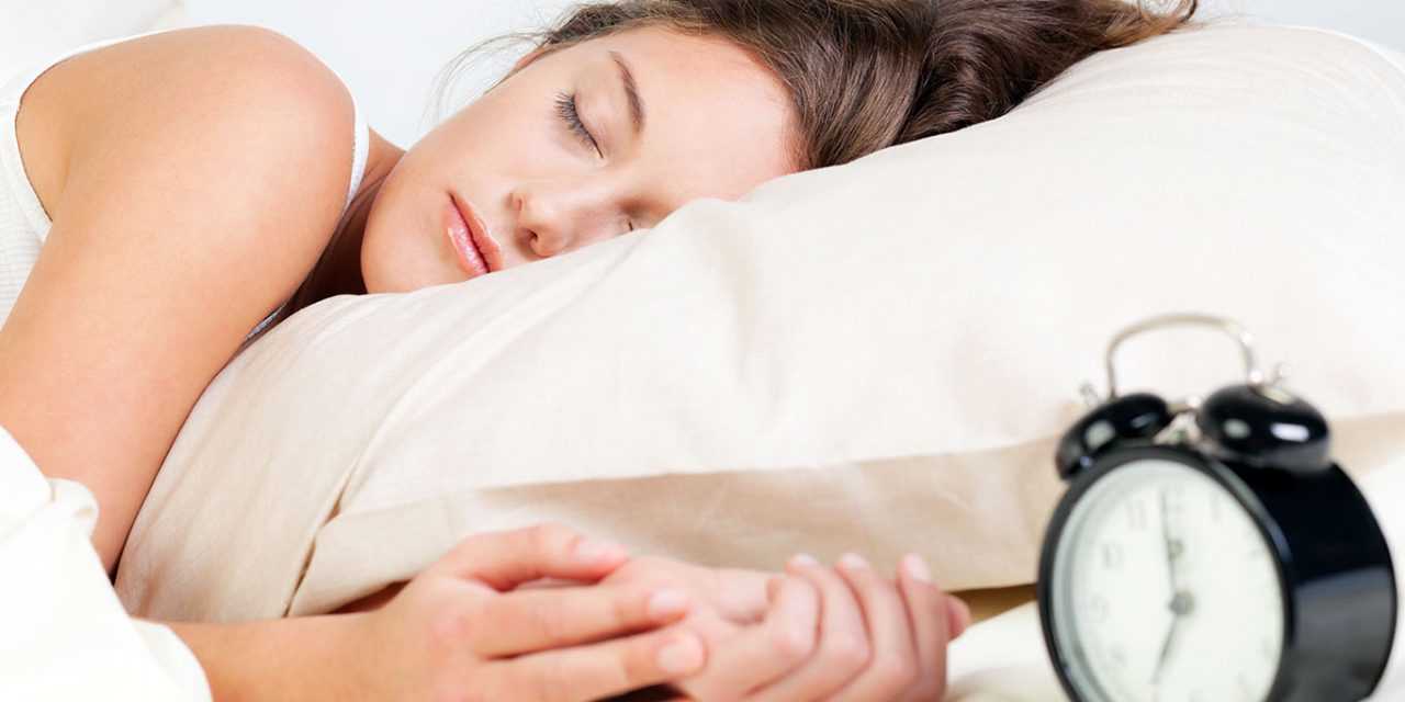 Утром болит голова после сна: почему и что делать, советы невропатолога thumbnail